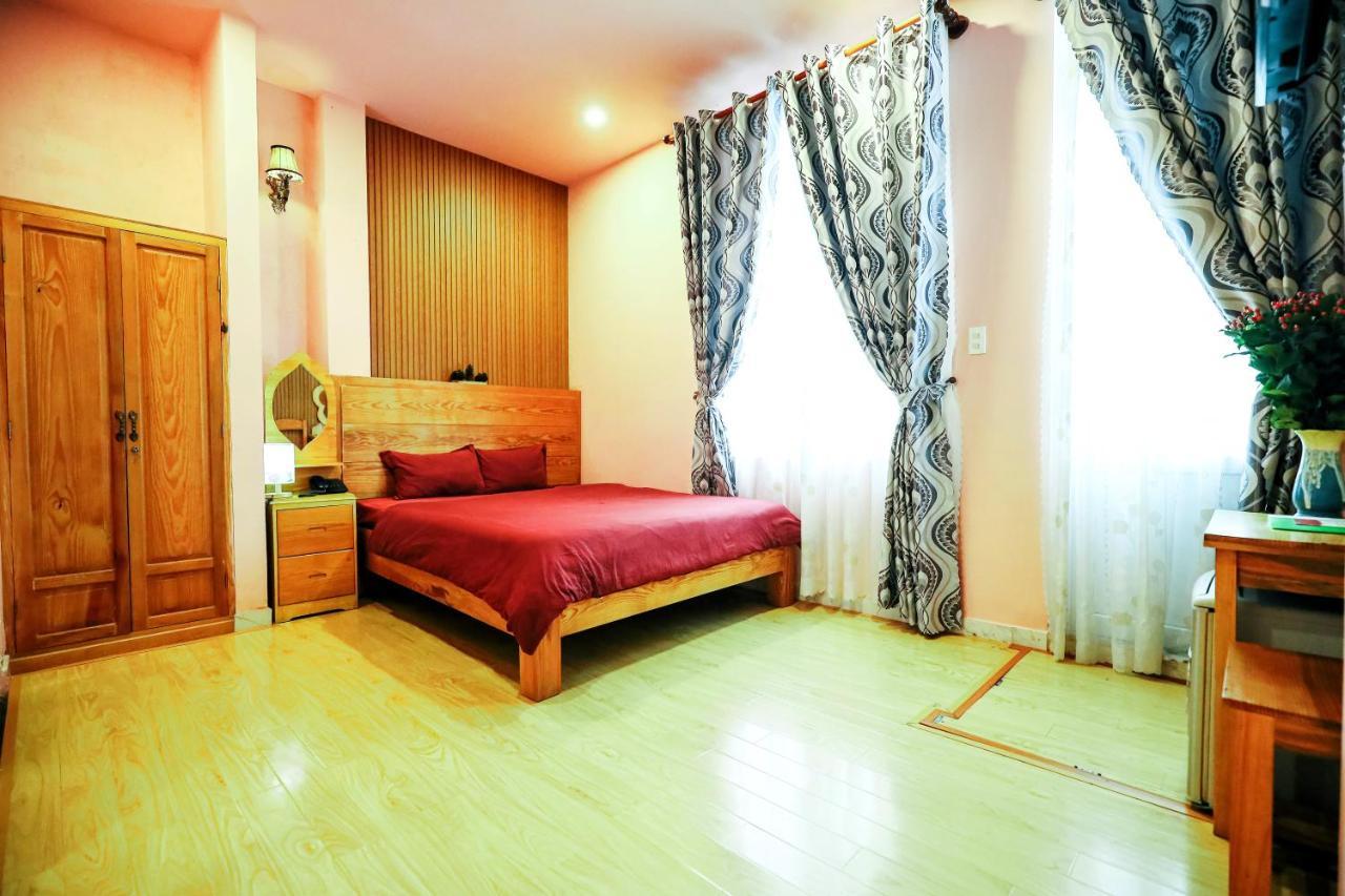 Dalat Flowery Hotel & Coffee Exterior foto
