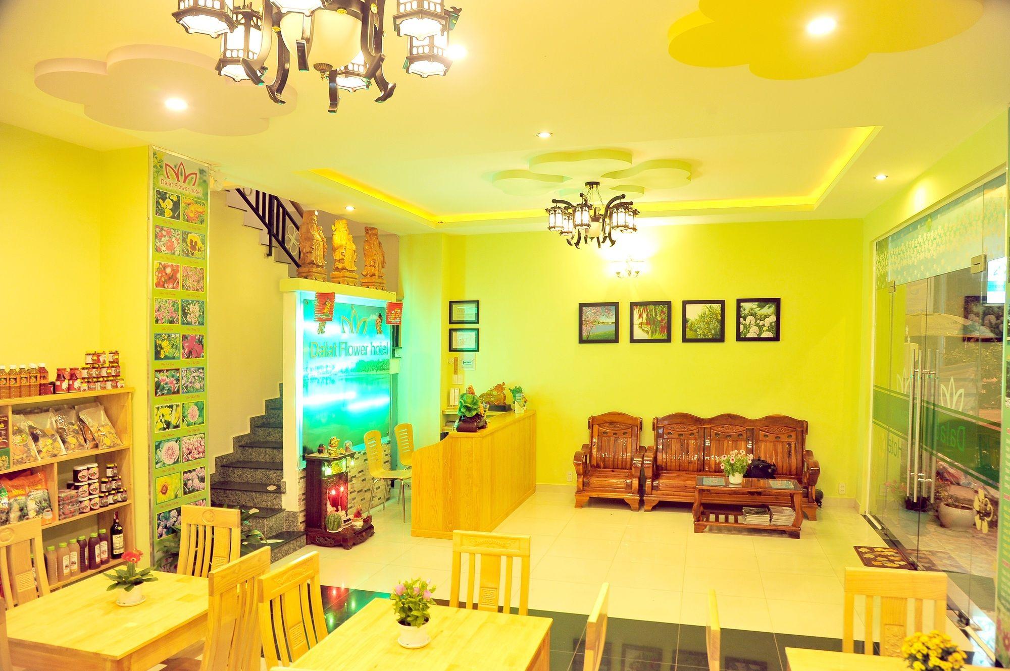 Dalat Flowery Hotel & Coffee Exterior foto